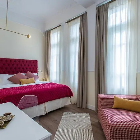 Bahar Boutique 4*