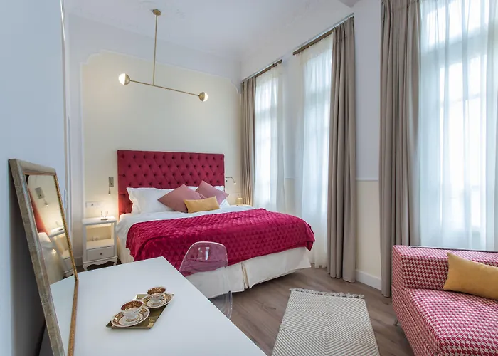 Bahar Boutique 4*