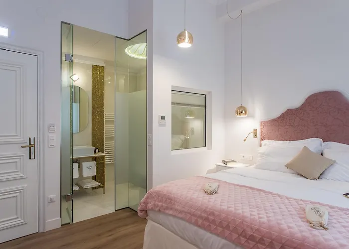 Bahar Boutique 4*
